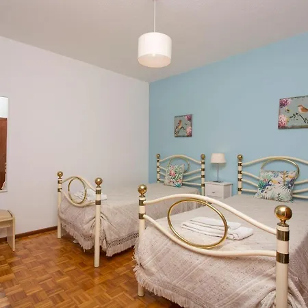 Villa Casa Vivenda Silva - Super Value Sleeps 9 Private Pool Ac