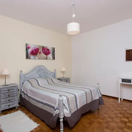 Casa Vivenda Silva - Super Value Sleeps 9 Private Pool Ac *