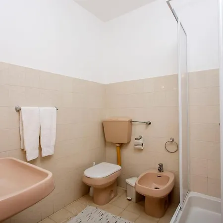 Casa Vivenda Silva - Super Value Sleeps 9 Private Pool Ac Villa *